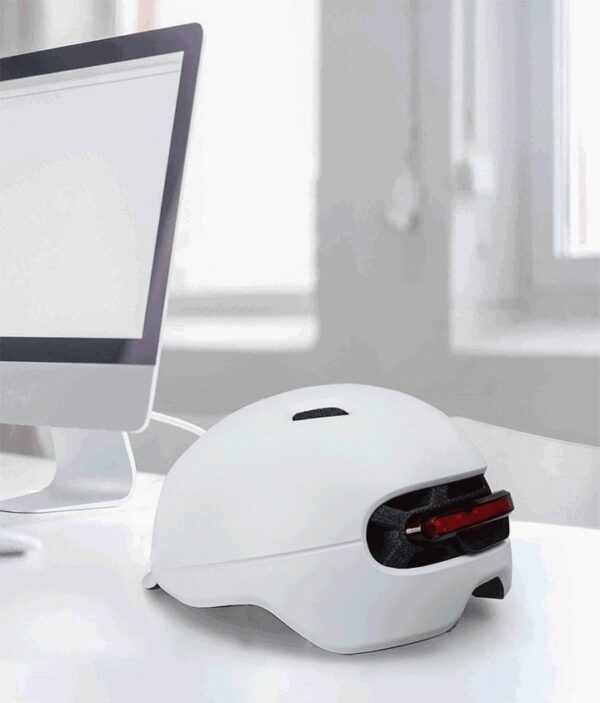 Smart Bicycle Helmet with Built In LED Light - Image 3