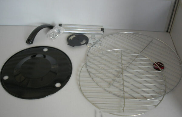 Portable Round Tabletop Charcoal Grill - Image 6